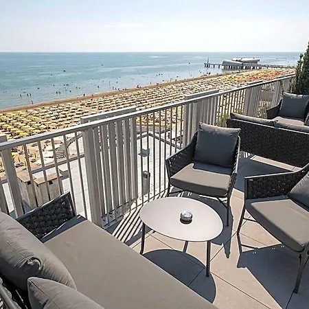 Diva Lignano - Adults Only فندق