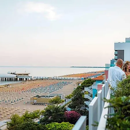 Diva Lignano - Adults Only 4* Линьяно-Саббьядоро